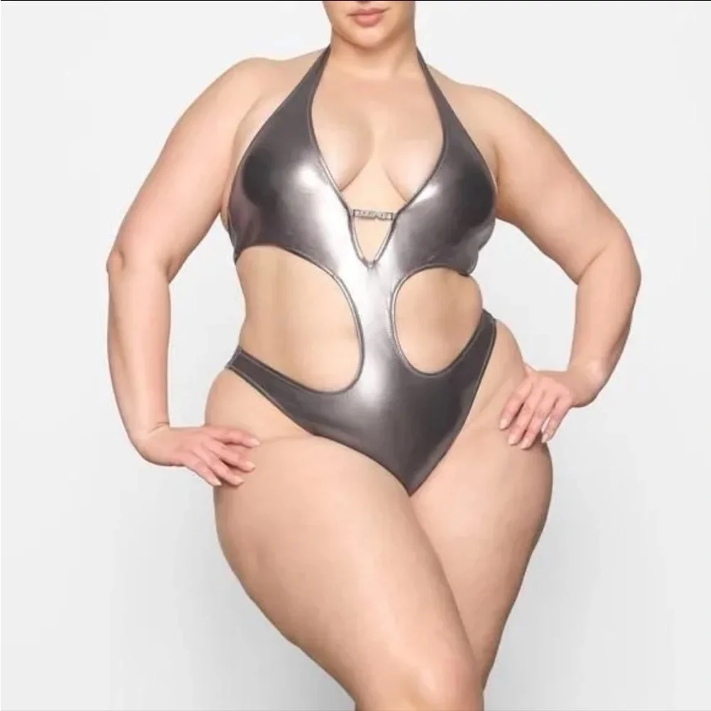 SKIMS METALLIC SWIM HALTER MONOKINI |STYLE: OP-CKY-2807 | COLOR:CARBON | NEW/NET